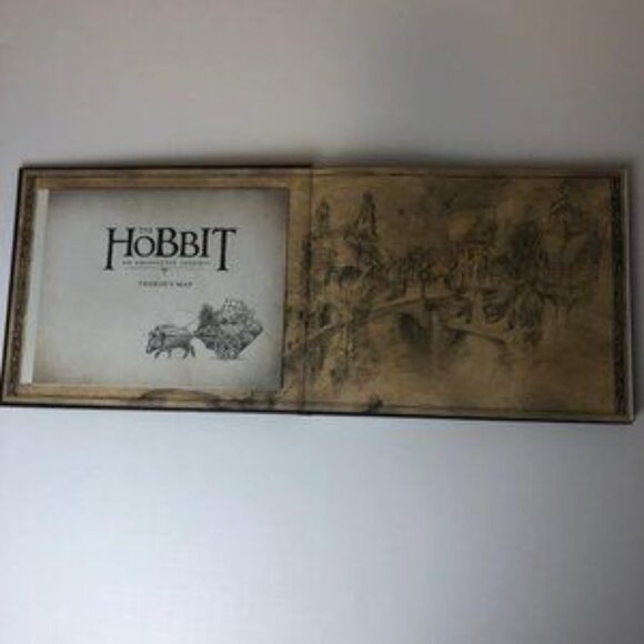 The Hobbit: An Unexpected Journey Chronicles: Art & Design-Hardcover - art book - Picture 4 of 5